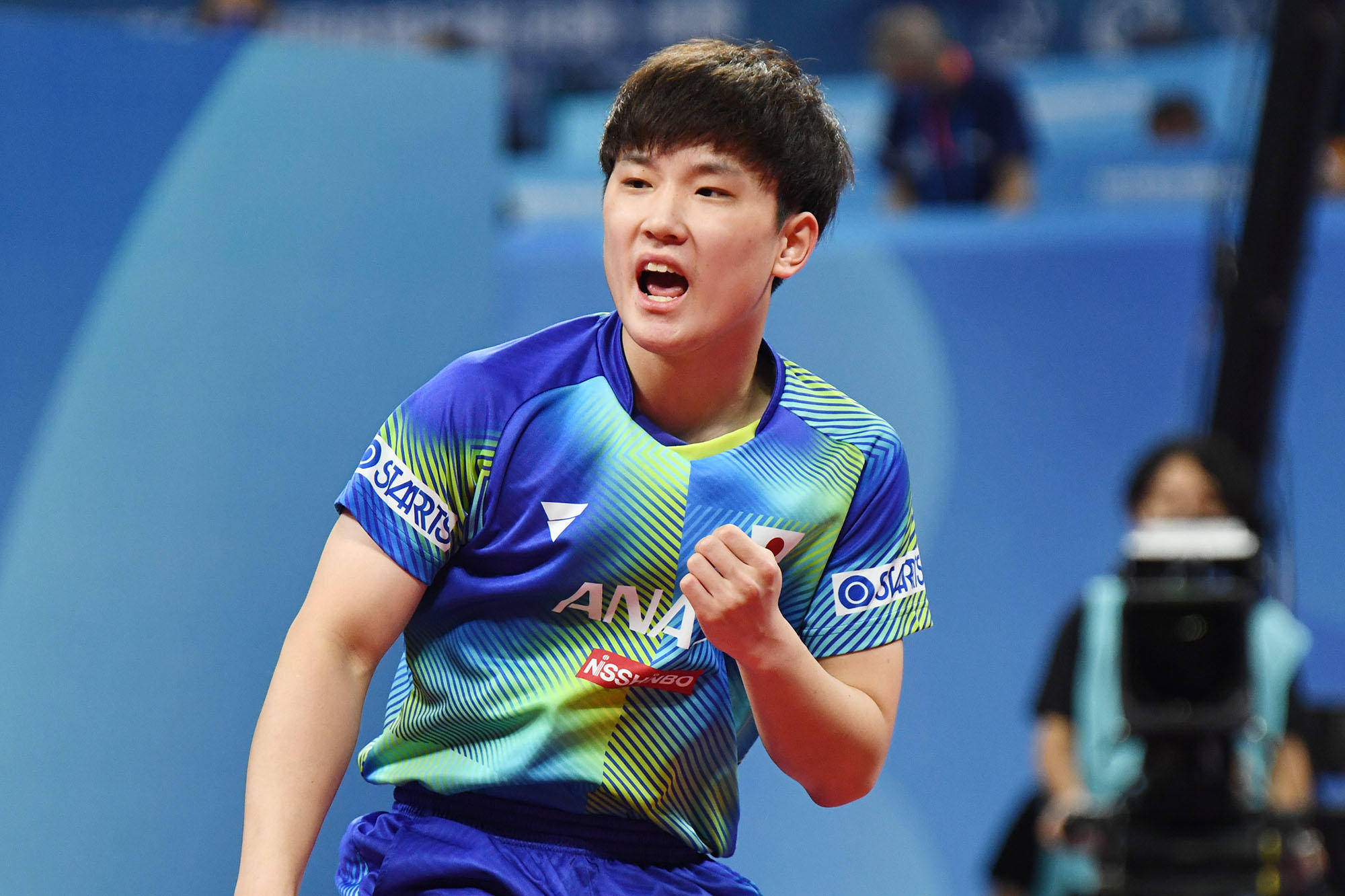 哈尔滨第九届亚洲冬季运动会主火炬点燃新华社.