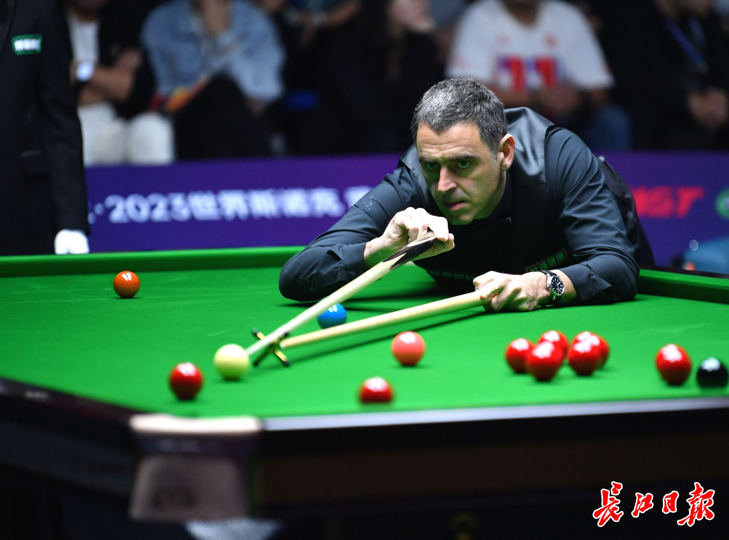 并加强防守 并加强防守